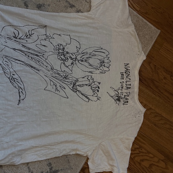 Magnolia Pearl Stay Bewildered Tee - Picture 7 of 8